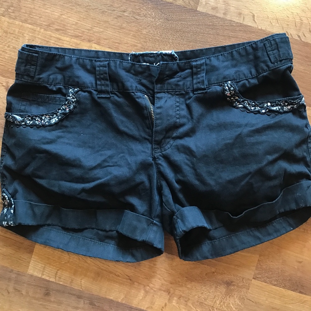 BKE black shorts