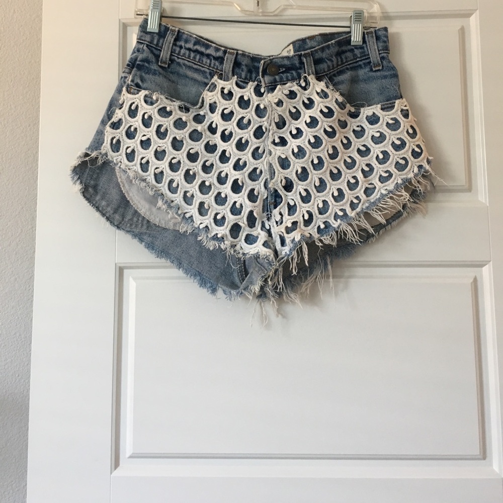 Levi's Jean shorts!