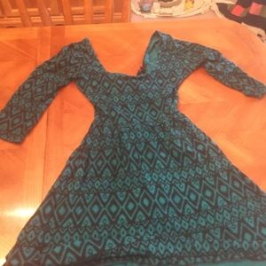 Dress with cutouts in the back