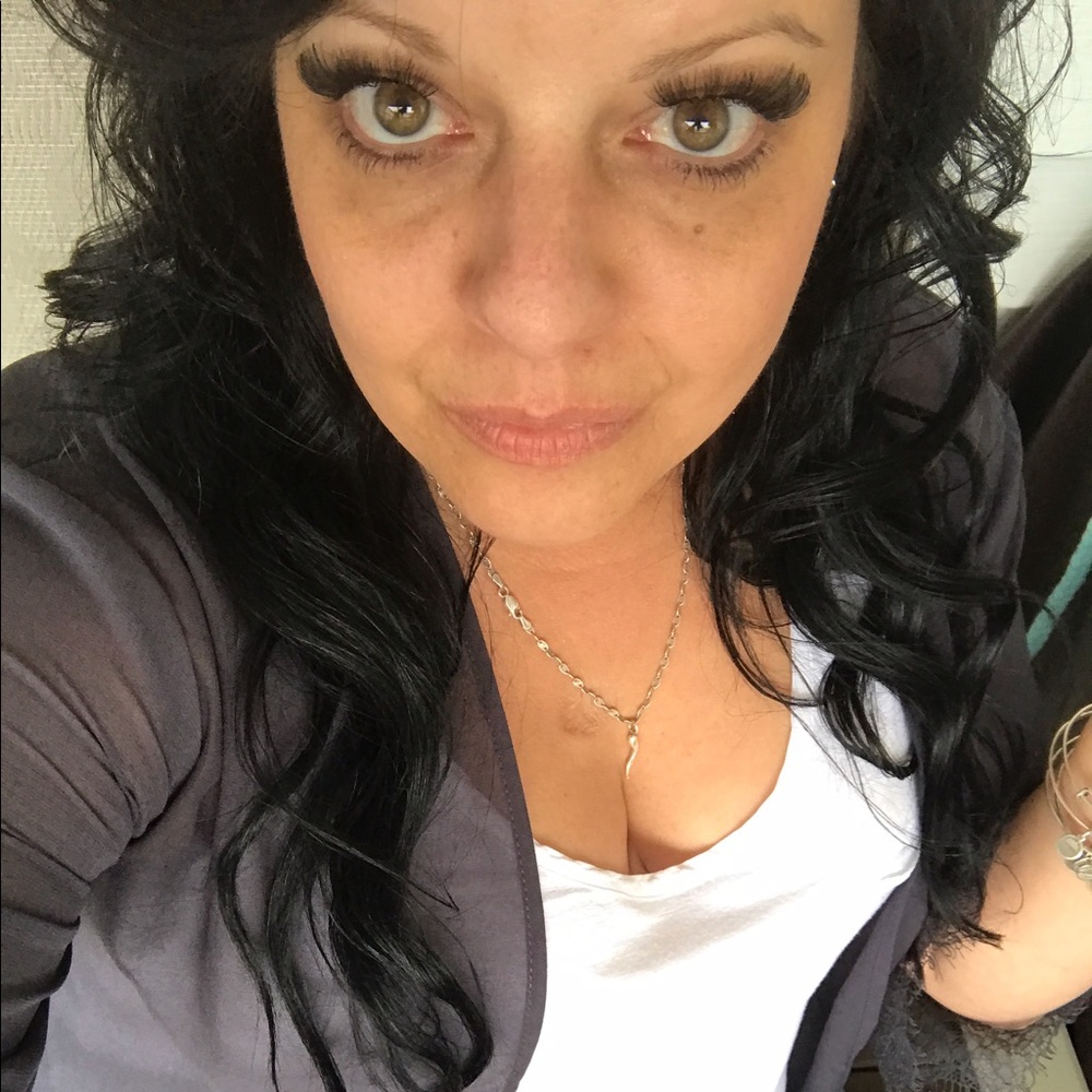 Meet your Posher, Vanessa