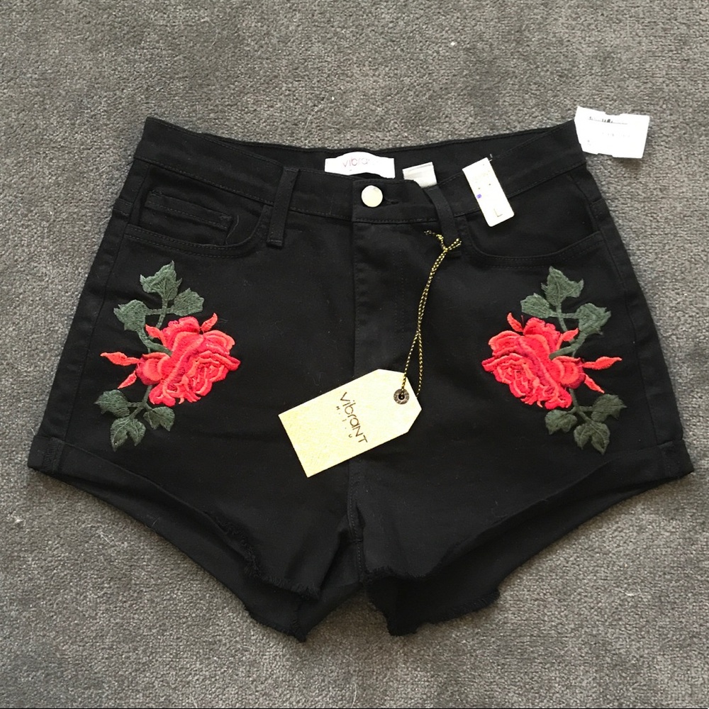 Embroidered denim shorts