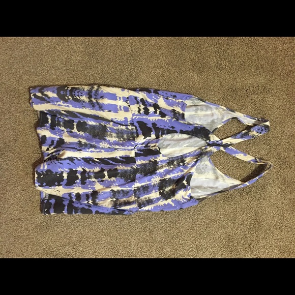 Cute romper - Picture 2 of 2