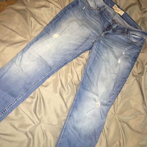 Hollister jeans
