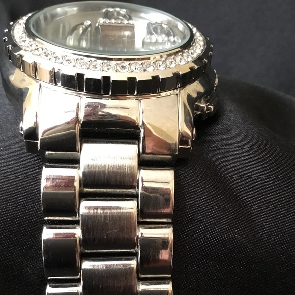 Bebe crystal Quartz with "floating Bebe" - Picture 3 of 5