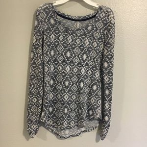 Black and white knitted shirt