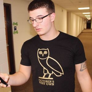 Meet your Posher, Troy