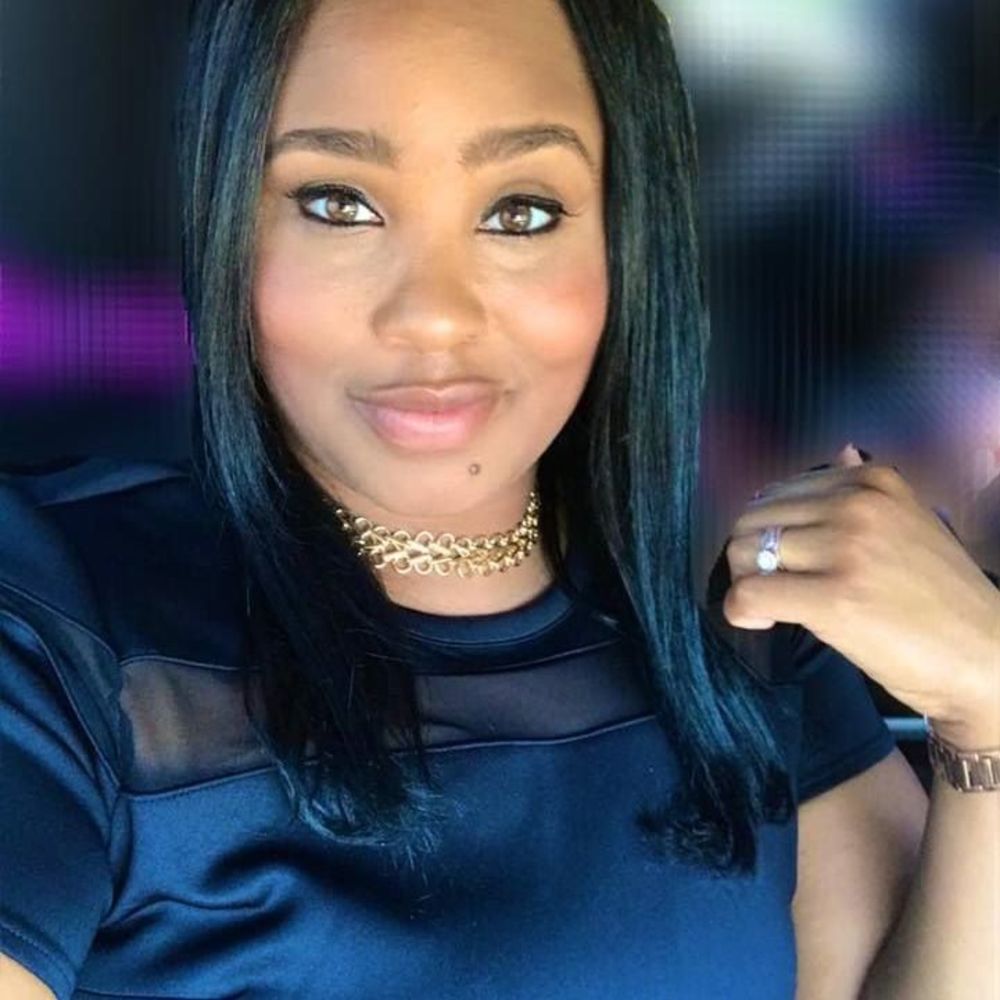 Meet your Posher, Carsha