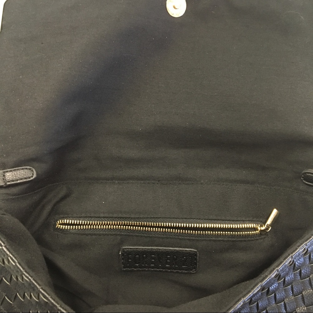 Forever 21 Crossbody bag with gold chain - Picture 5 of 6