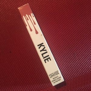 Kylie Cosmetics Liquid Lipstick single in Ginger