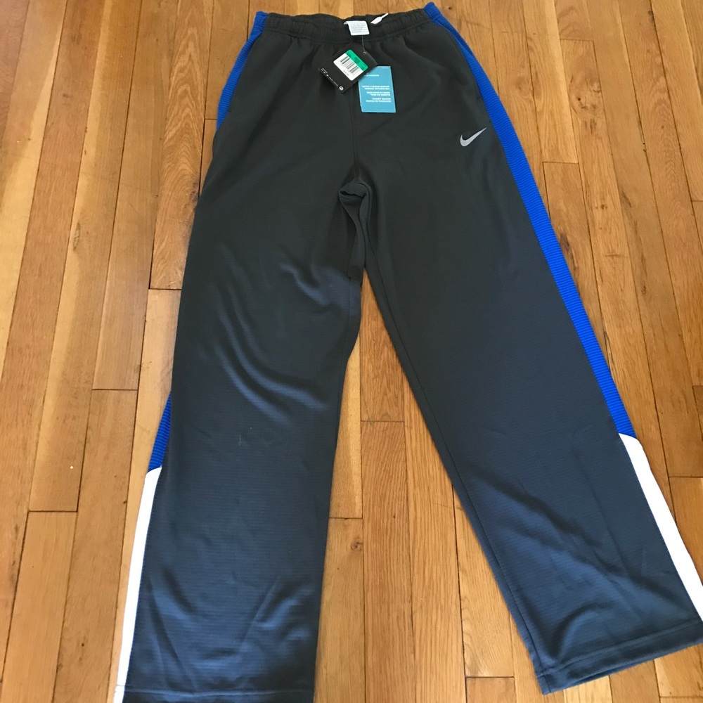 Boys Nike dri-fit sweats