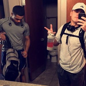 Meet your Posher, Charles