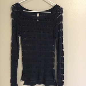 Navy knitted top