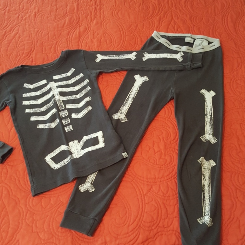 Baby Gap Skeleton PJs!