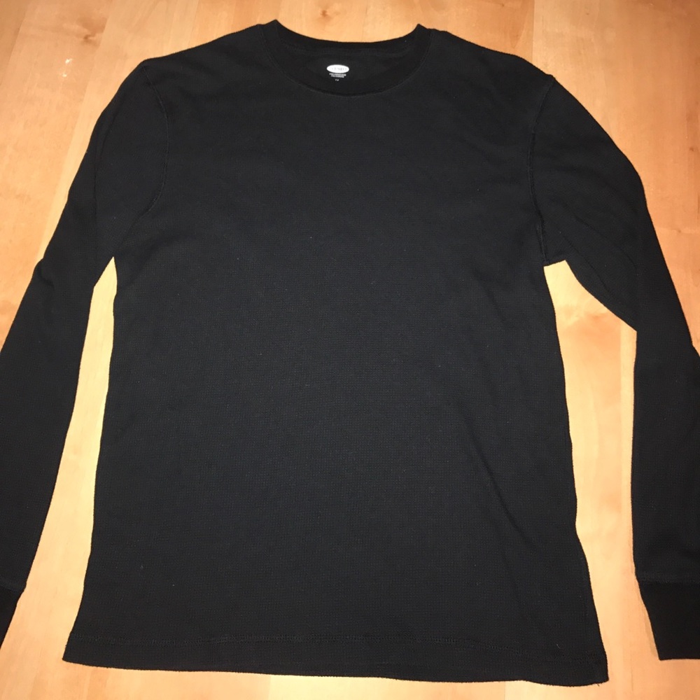 Black long sleeve shirt