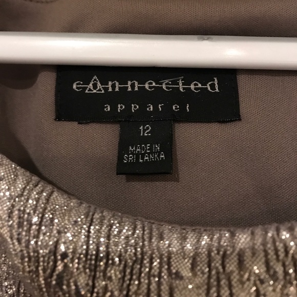 Gold dress - Picture 3 of 3