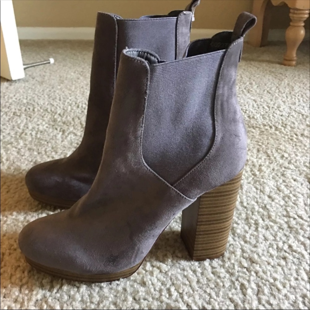Ankle boots