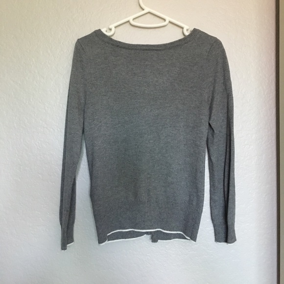 Cute Hollister Cardigan - Picture 3 of 3