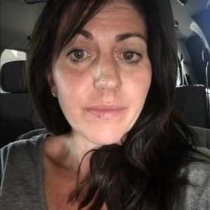 Meet your Posher, Bobbi