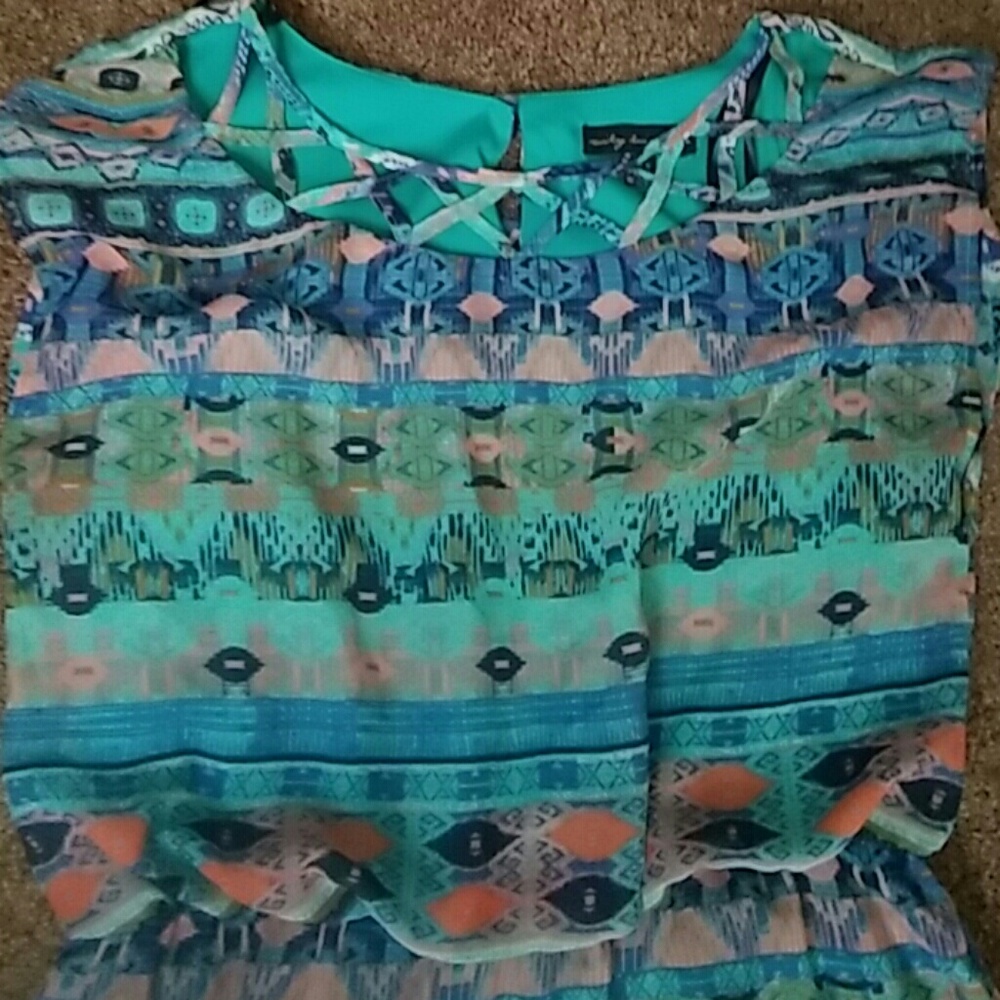 Dress - Picture 2 of 4