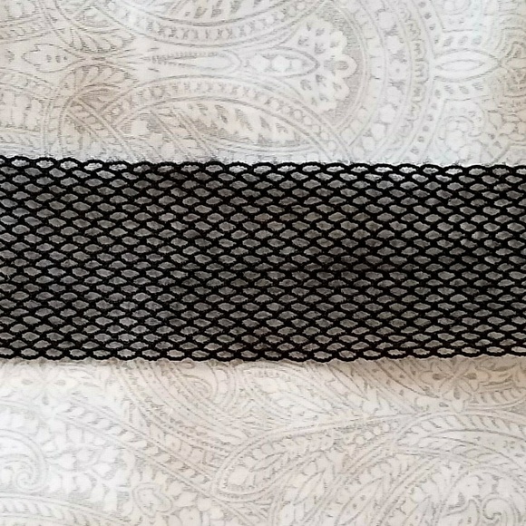 Net Choker - Picture 2 of 2