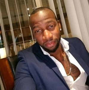 Meet your Posher, Casey