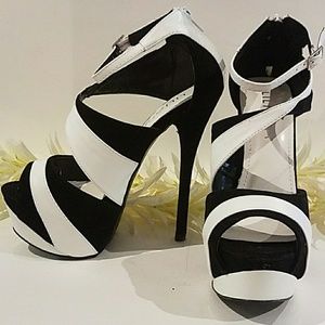 Liliana Black and White Peep Toe Pumps
