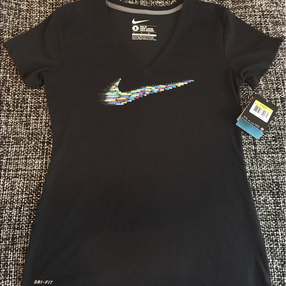 Nike woman slim fit T shirt