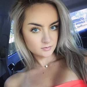 Meet your Posher, Madeline