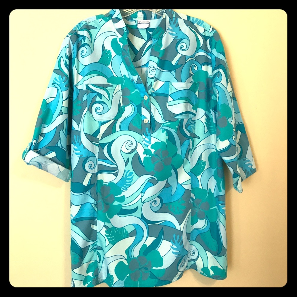 Columbia pullover blouse
