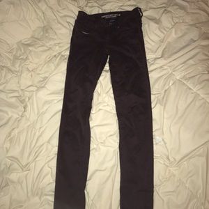 American Eagle Maroon Jegging / Super Stretch Jean