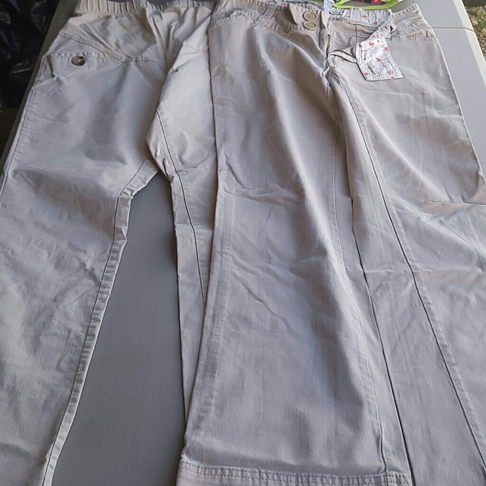 2 XS Old Navy Maternity Pants