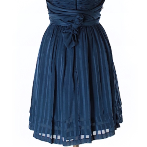 BCBGMAXAZRIA Silk Cocktail Dress - Picture 5 of 8