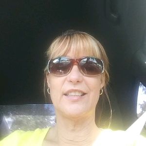 Meet your Posher, Vicky