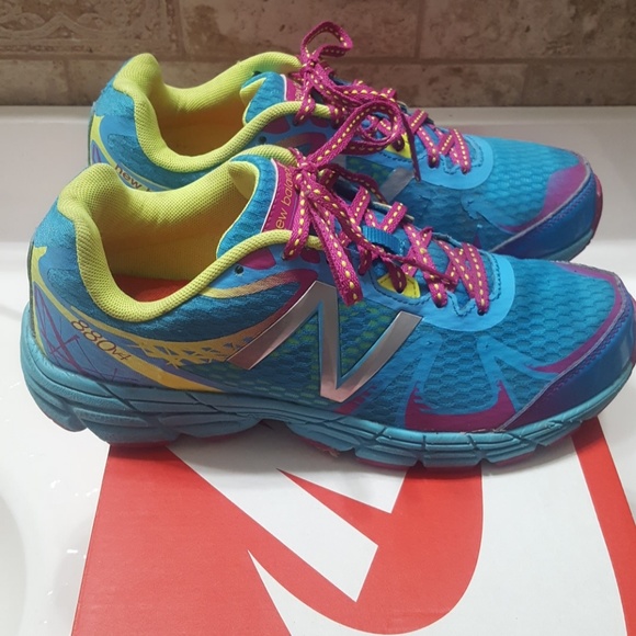 New Balance sneakers 880v4 .. Excellent condition - Picture 2 of 5