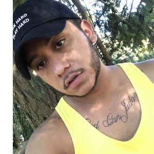 Meet your Posher, Luis