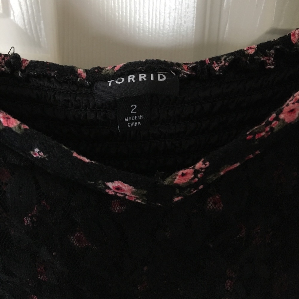 Dress - Picture 3 of 3