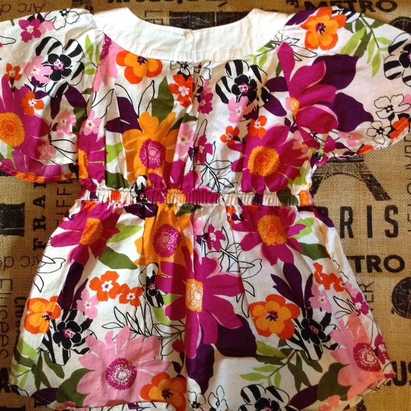 EUC Gymboree CuTe  Floral Top Jeweled Neck. Sz 8 - Picture 2 of 3