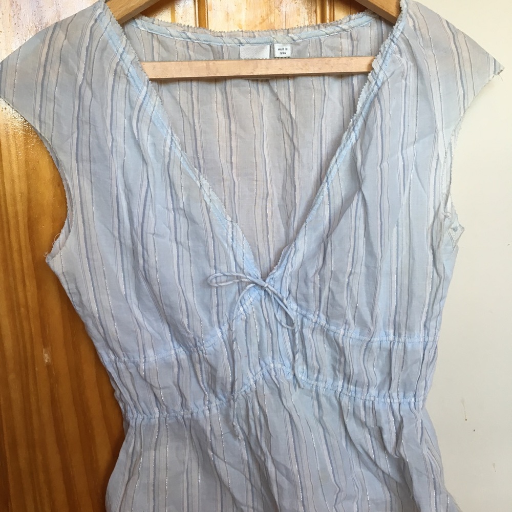 DKNY top