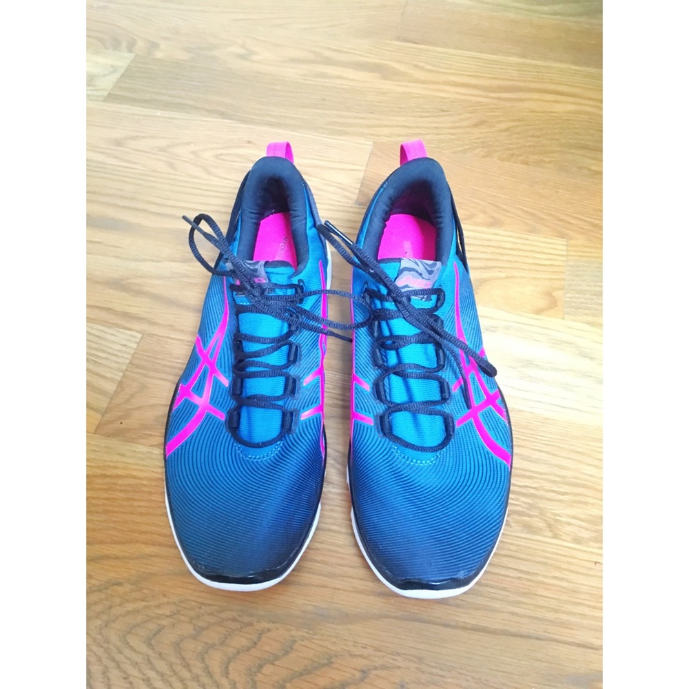 Size 10 Asics Cross training sneakers