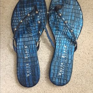 White House Black Market Sandal flip flop size 8