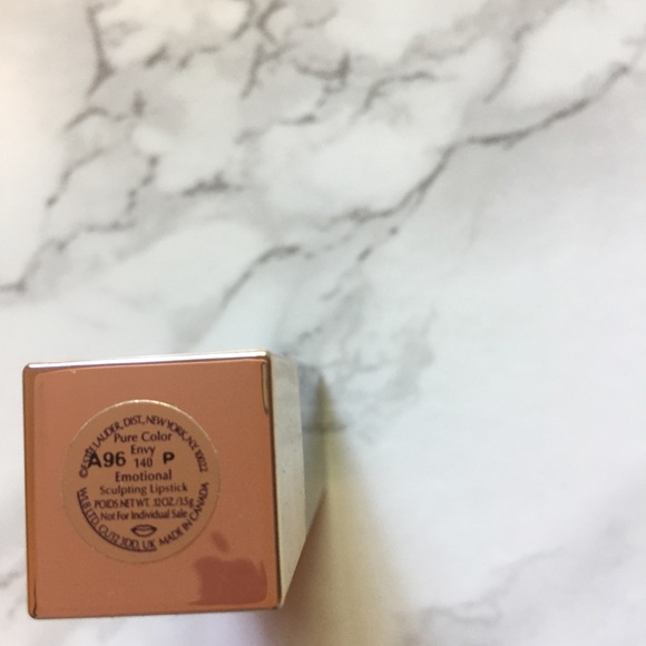 Estee Lauder Sculpting Lipstick - Picture 6 of 6