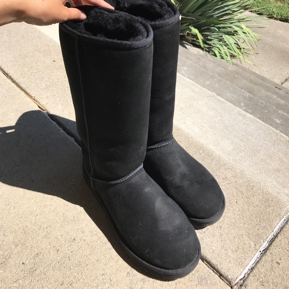 Tall black womens Ugg Boots size 9