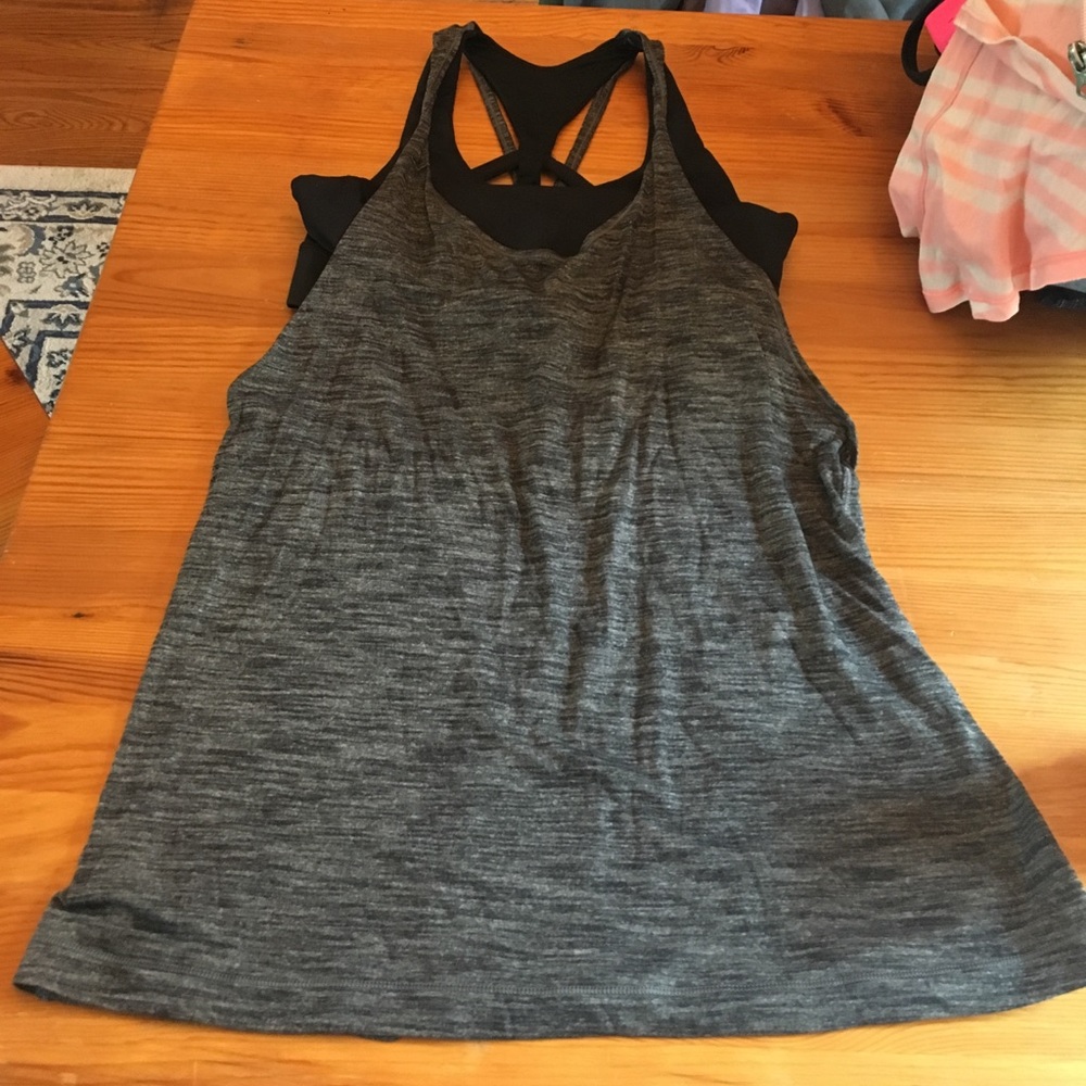 Lululemon tank