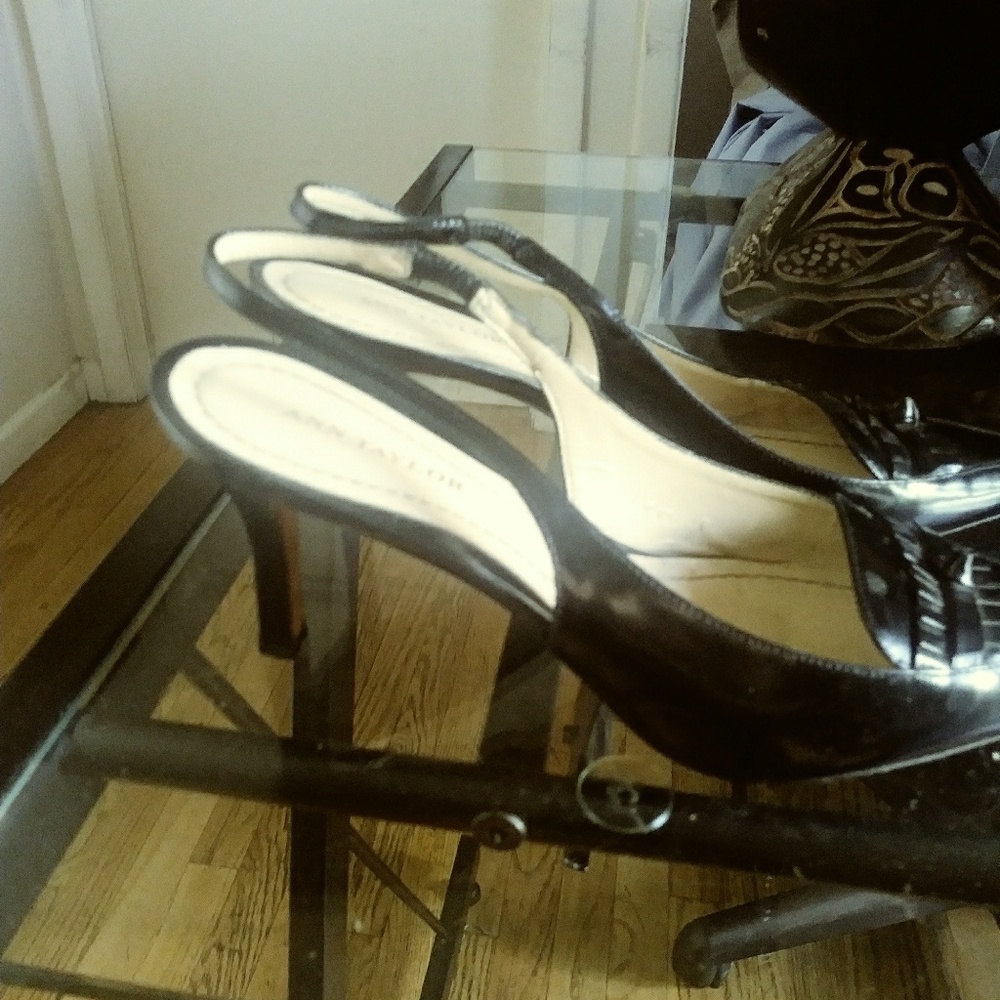 ANN  TAILOR shoes