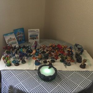Skylanders with game and portal.