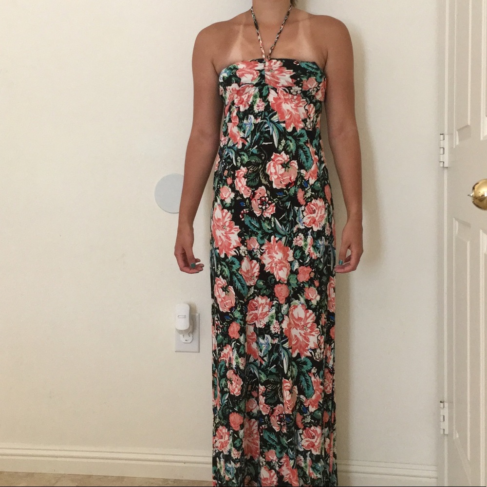 Floral halter maxi dress