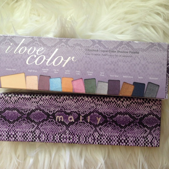 CityChick I Love Color Shadow Palette - Picture 2 of 8
