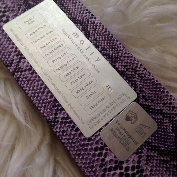 CityChick I Love Color Shadow Palette - Picture 7 of 8