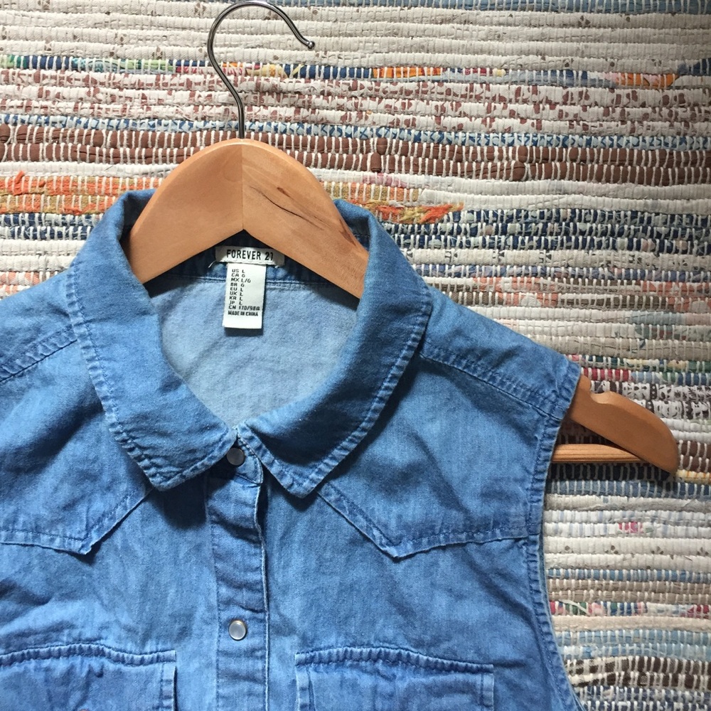 Forever 21 Tied Crop Top