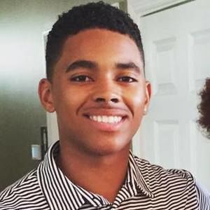 Meet your Posher, Stephen